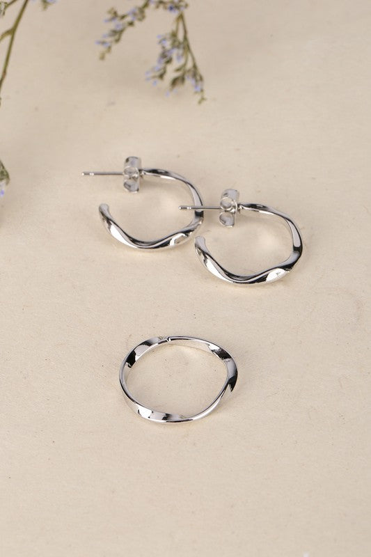 Silver Earring Set